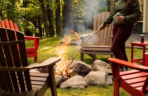 Tannersville Ski Chalet | Catskill Chalet: Hunter Mtn Ski Chalet w/Spa