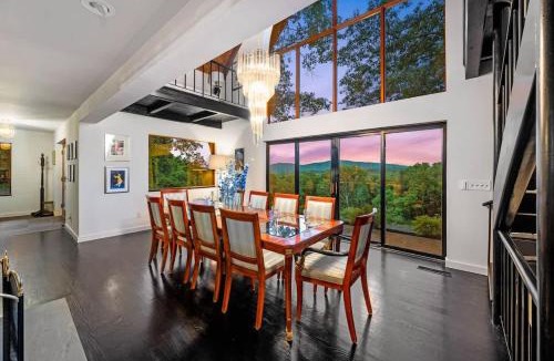 Kingston House | Catskill Estate epic views hot tub