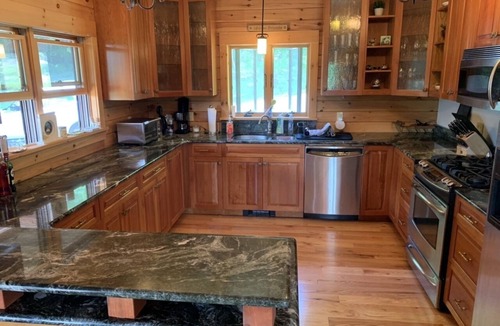 Pine Hill House | Catskill Mountain retreat