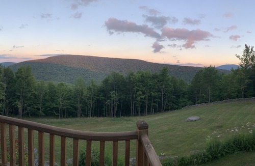 Pine Hill House | Catskill Mountain retreat