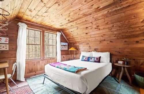 Town of Broome Cabin | Catskills Cabin by River with Fire Pit