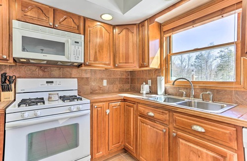 Circleville Cabin | Catskills Cabin Escape with Deck and Fire Pit!