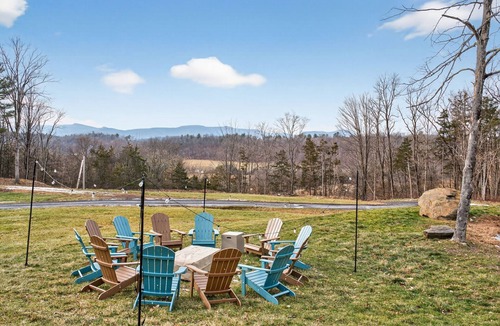 Athens House | Catskills Getaway - The Willowbrook