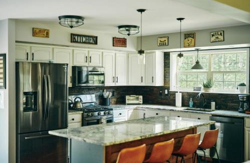 Cairo House | Catskills Luxe Retreat - Private Pool, Pond, Hot Tub, Fire Pit, Dog-Friendly