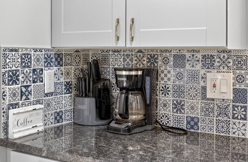 Oak Hill House | Catskills Retreat | Near Hiking, Skiing & Town