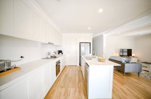 Robertson House | Cattle Valley Cottage Robertson