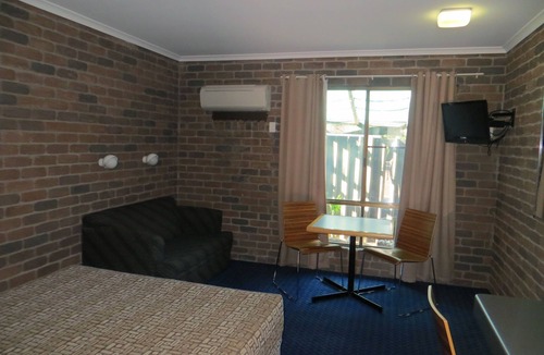 Richmond Hill Hotel | Cattleman's Rest Motor Inn