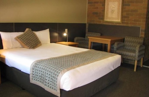 Richmond Hill Hotel | Cattleman's Rest Motor Inn