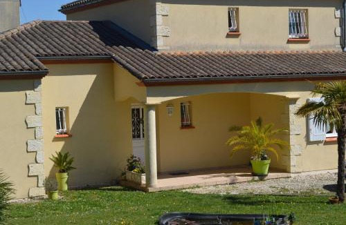 Le Ledat Bed & Breakfast | Caufour