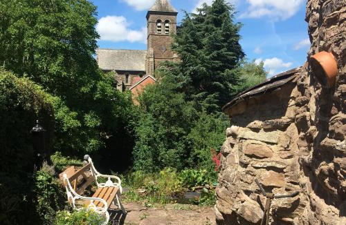 Pencombe House | Causeway Cottage