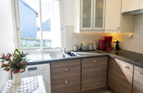 Cauterets Ski Chalet | Cauterets unusual cottage heated pool, WIFI