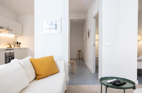Barrio de La Latina Apartment | Cava Baja - La Latina - cozy and bright