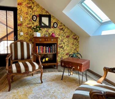 Restigne House | Cave Auger La Maison d'Hôtes