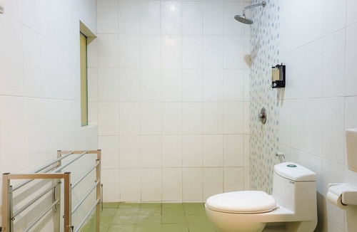 Penida Island Bed & Breakfast | Cave Beach Bungalow