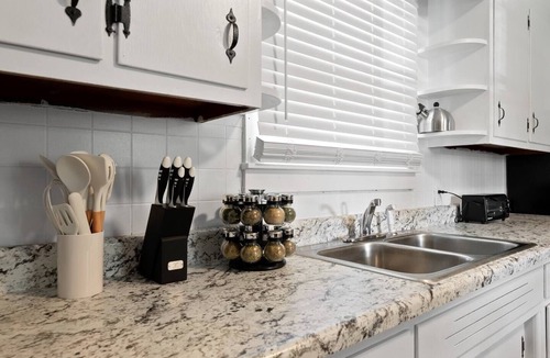 Cave City House | Cave City's Honeycomb Hideout