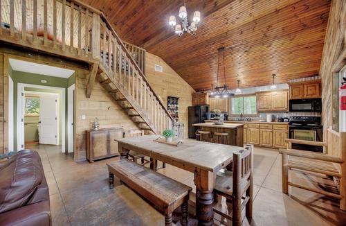 Lebanon Cabin | Cave Creek Cabin Private 75 Acre 1/4 mile Niangua Riverfront/Near Bennett Spring