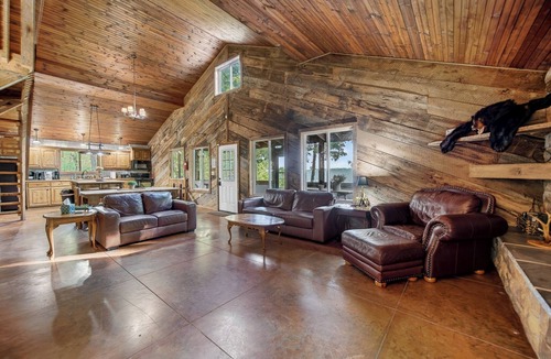 Lebanon Cabin | Cave Creek Cabin Private 75 Acre 1/4 mile Niangua Riverfront/Near Bennett Spring