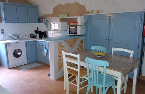 La Croix-en-Touraine House | Cave dwelling A fleur de pierre