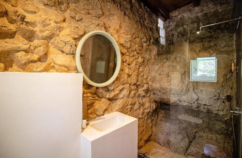 Jorquera Hotel | Cave Suite THA (Cave Hotel Lomas de Ruvira)