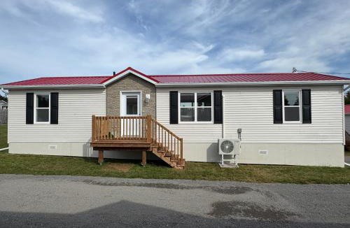 Cavendish Resort | Cavendish Lodge & Cottages