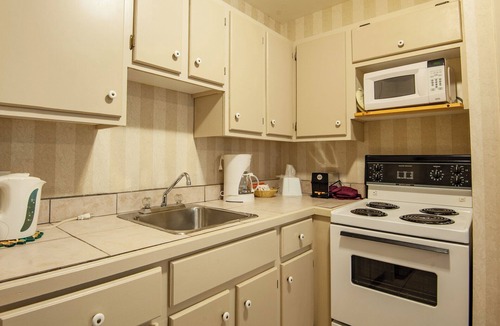 Mayfield Hotel | Cavendish Memotree Resort