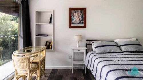 Caves Beach Apartment | Caves Cottage Guest Suite