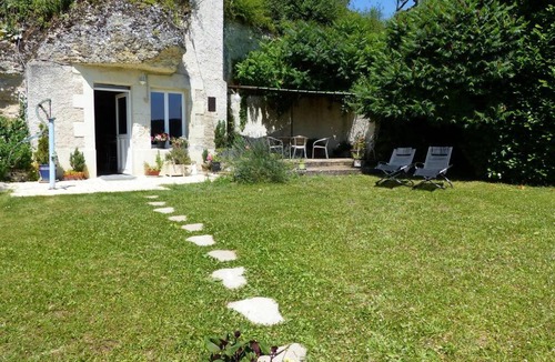 Lunay House | Caves du coteau 1