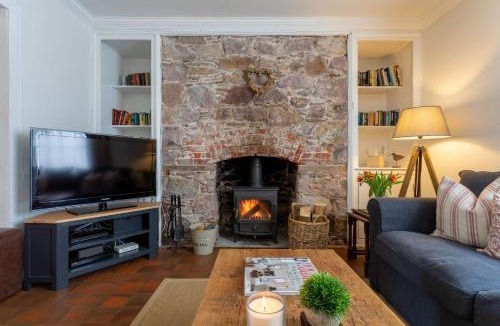 Cawsand House | Cawsand Coastal Retreat