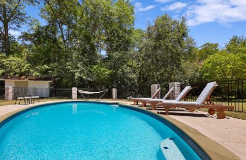 Cayce House | Cayce Cottage w Private Pool