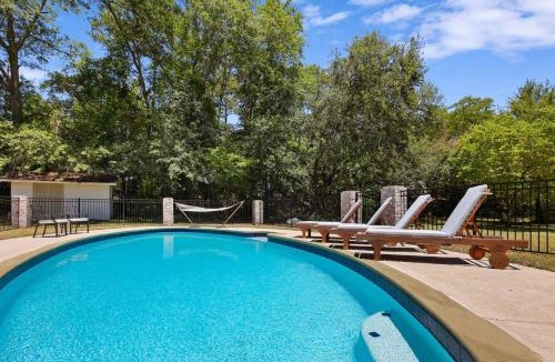 Cayce House | Cayce Cottage w Private Pool