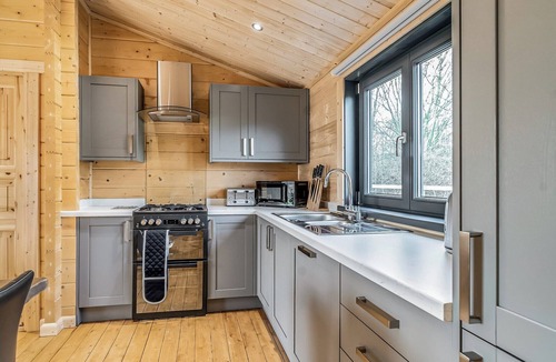 Driffield Ski Chalet | Caythorpe Lodge (Pet)