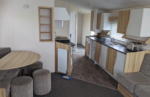 Cayton Bay Cabin | Cayton Caravan holidays