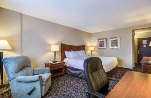 Ithaca Hotel | Cayuga Blu