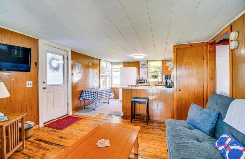 Cayuga House | Cayuga Lake Cottage: Private Dock & Deck!