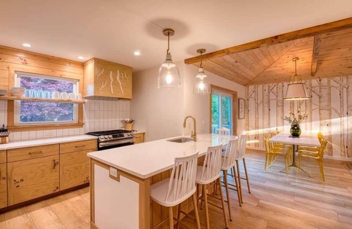 Seneca Falls House | Cayuga Trail Paradise