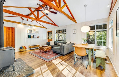 Cazadero House | Caz-a-Verde