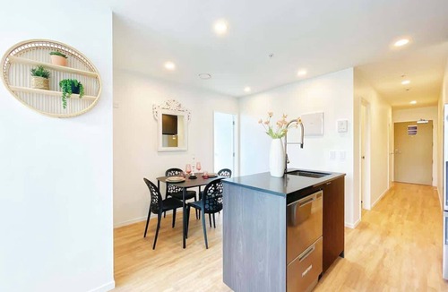 Newton Apartment | CBD Parkside Penthouse 2Beds & 2Baths vs Pool Gym