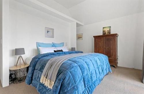 Newton House | CBD Spacious 3 Storey Terrace House with Courtyard