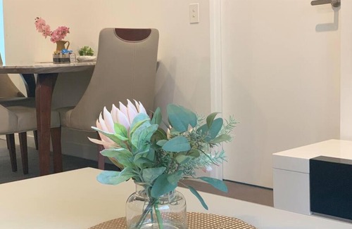 Carlton South Apartment | CBD Spacious Two Bedrooms Apartment