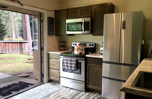 Coeur d'Alene House | CdA Hotspot - Hot Tub & Pool