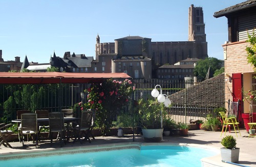 Albi Bed & Breakfast | Cécile’s Room with Shared Pool, Wi-Fi, and Air Conditioning