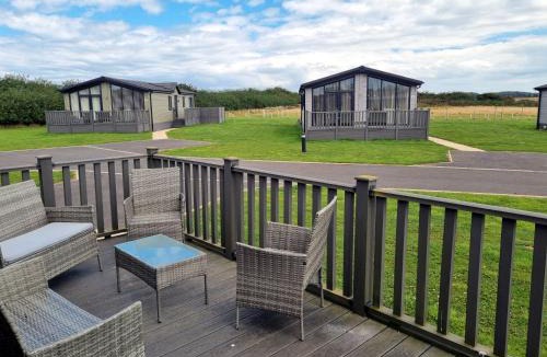 Fitling House | Cedar 36 Hot Tub