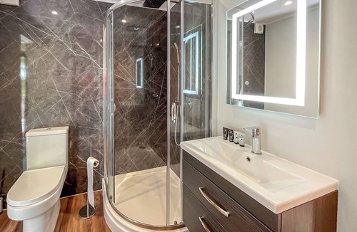 Storwood Ski Chalet | Cedar Boutique Lodge