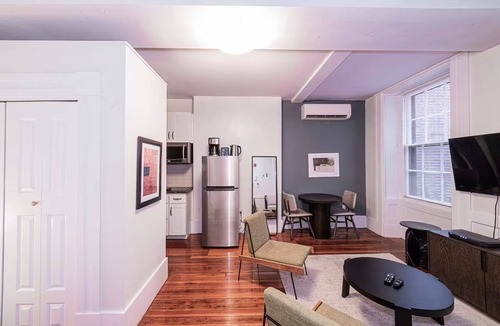 Beacon Hill Apartment | Cedar & Brick on the Hill