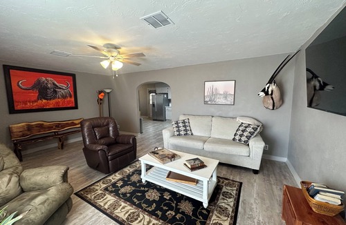Ponca City House | Cedar Bunkhouse close to all Ponca City amenities!