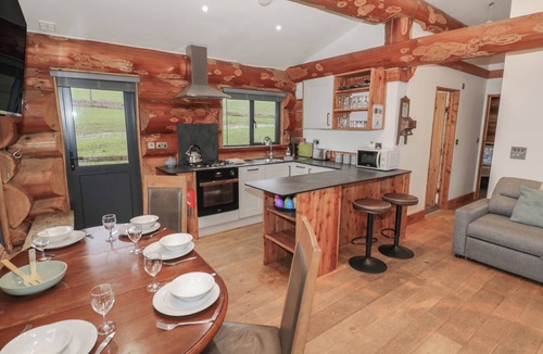 Upper Sapey Cottage | Cedar Cabin