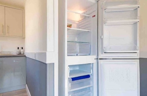 Cranbrook Cabin | Cedar Cabin Overlooking Bedgebury Forestnn