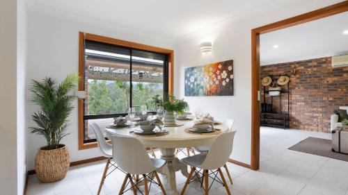 Broughton Village House | Cedar Corner
