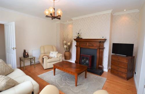 Rashfield House | Cedar Cottage