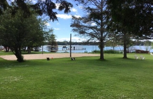 Cedarville Cabin | Cedar Cottage - Les Cheneaux Landing